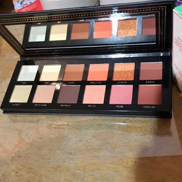 Ace Beaute Serenity Eyeshadow Palette (Limited Edition) *Brand new in box! - Picture 13 of 13